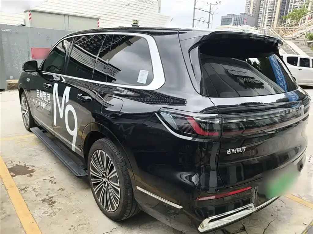 Geely Galaxy M9 — фото 7
