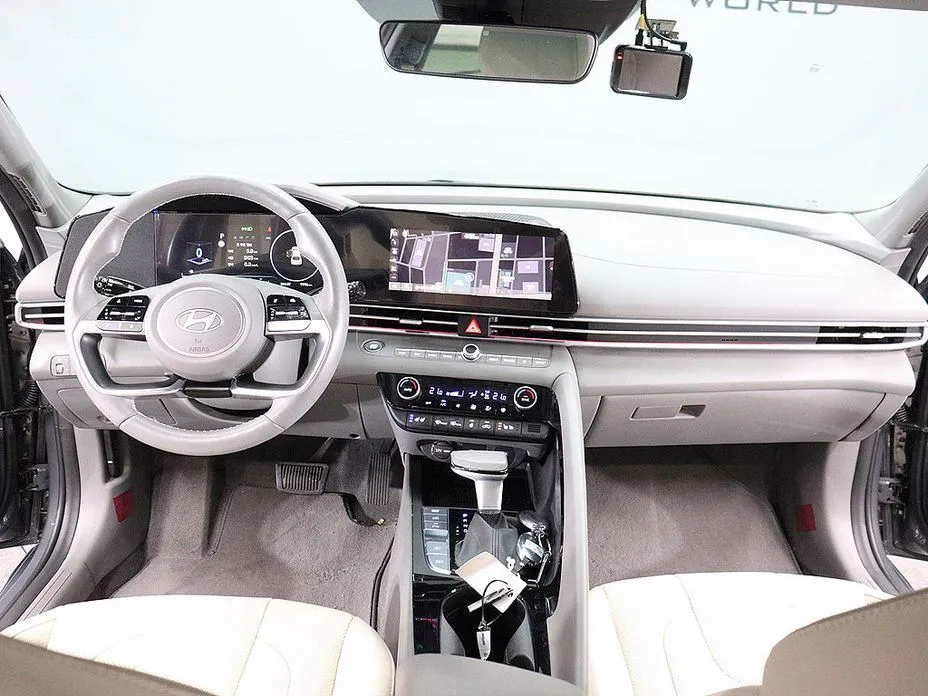 Hyundai AVANTE — фото 3