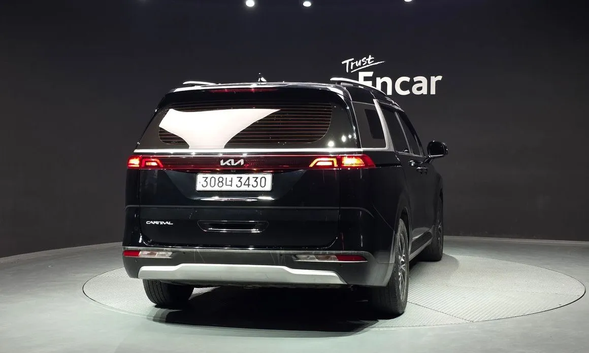 Kia Carnival — фото 10