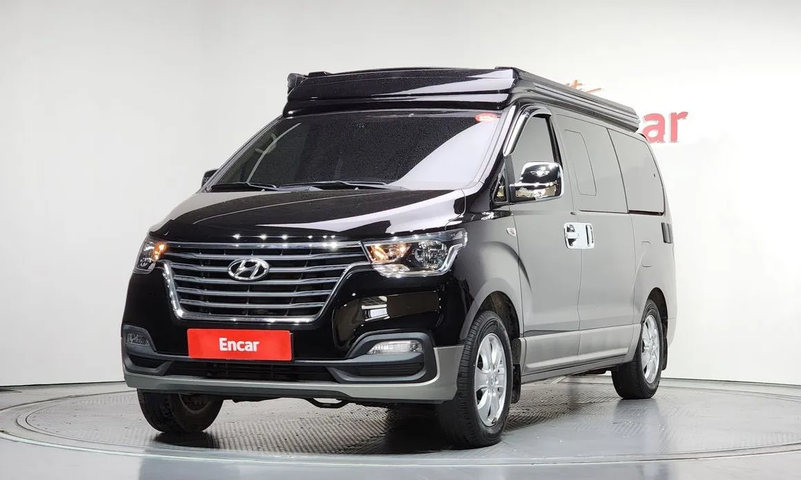 Hyundai Starex — фото 1
