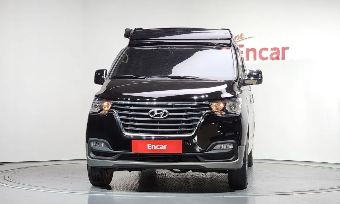 Hyundai Starex — фото 3