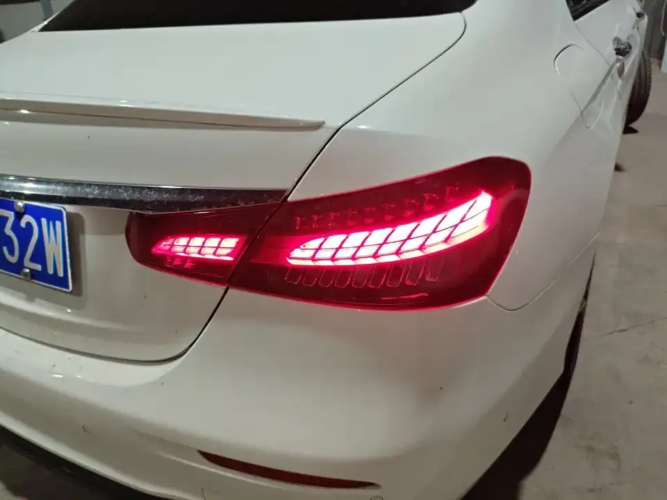 Mercedes-Benz E-Class (Import) — фото 4