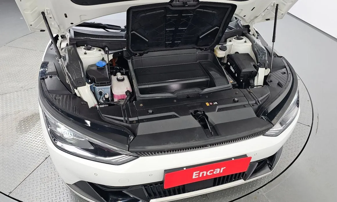 Kia EV6 — фото 8