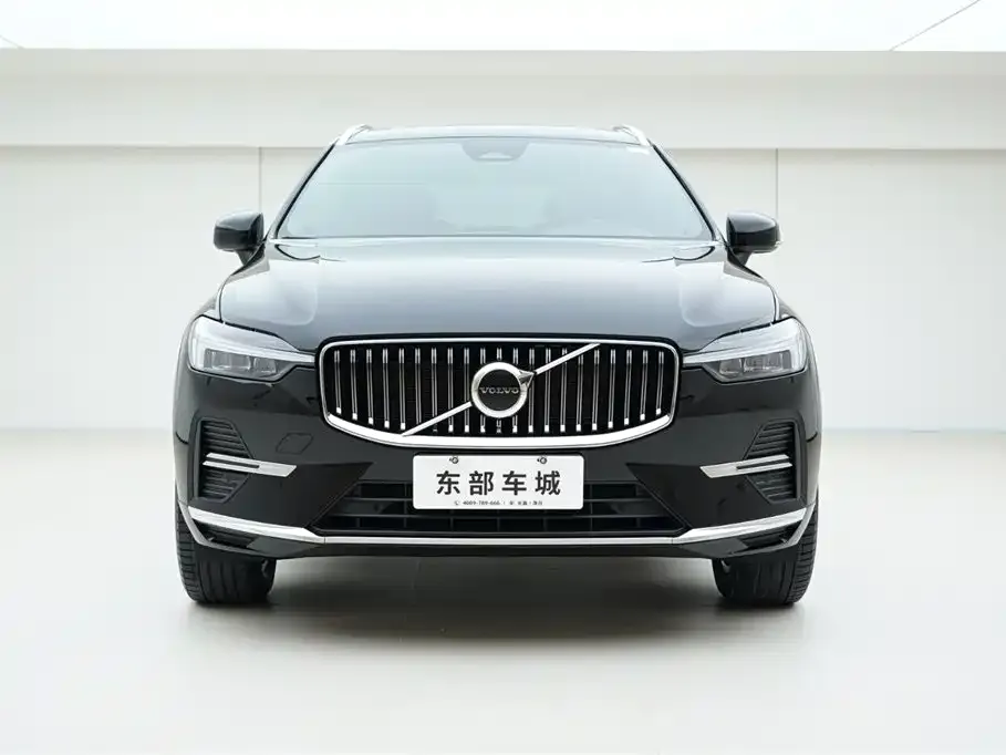 Volvo XC60 — фото 9