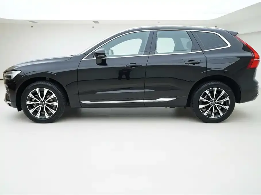 Volvo XC60 — фото 2