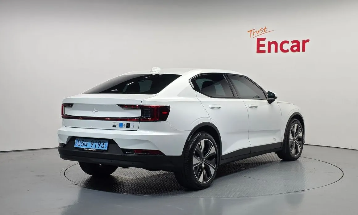 Polestar Polestar 2 — фото 3