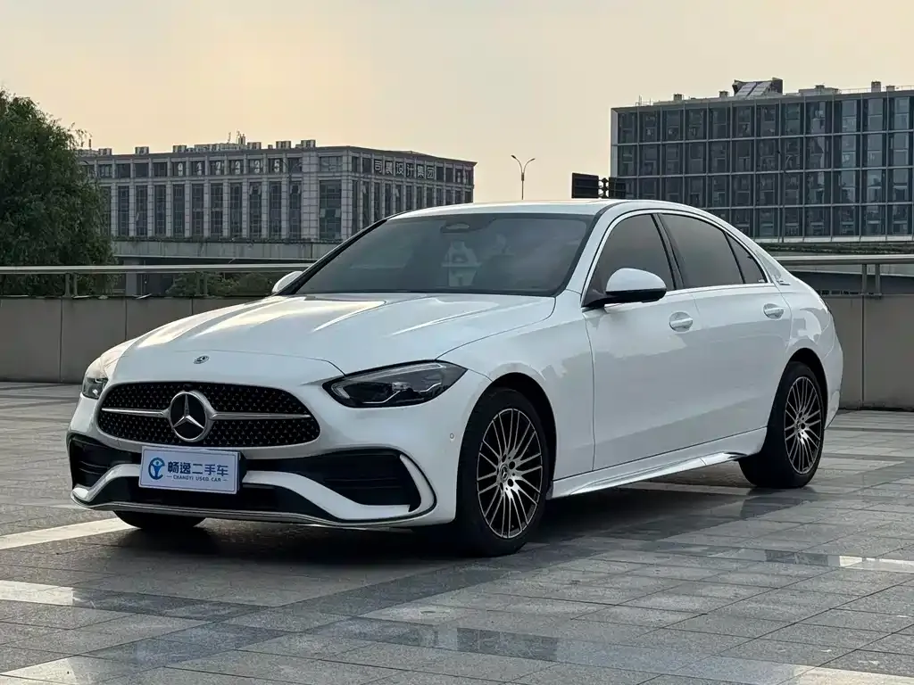 Mercedes-Benz C-Class — фото 1