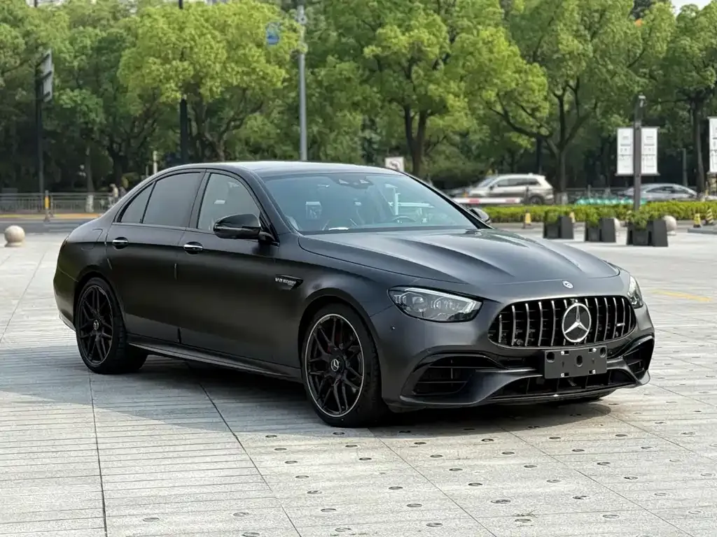 Mercedes-Benz E-Class AMG — фото 1