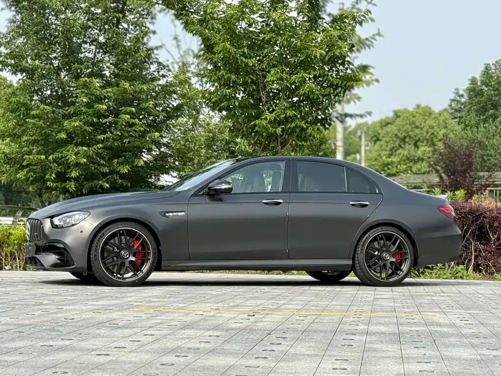 Mercedes-Benz E-Class AMG — фото 9