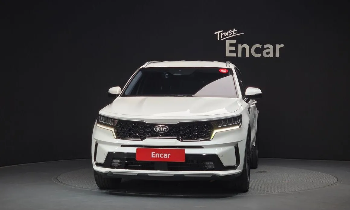 Kia Sorento — фото 5