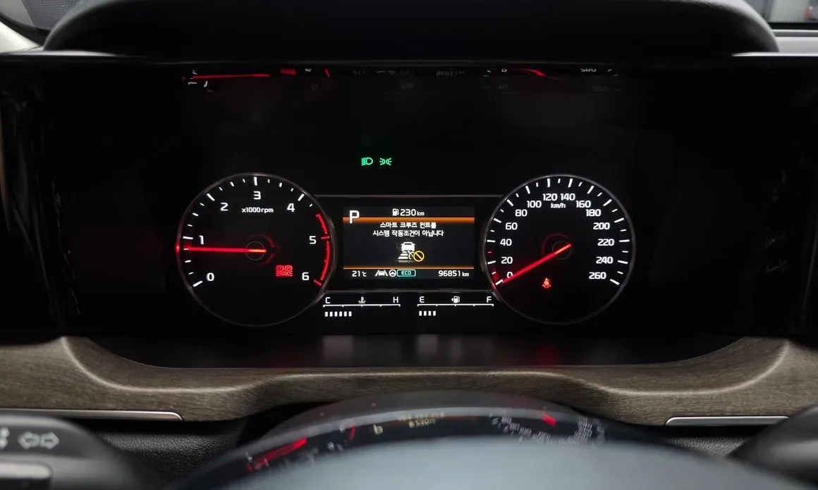 Kia Sorento — фото 6