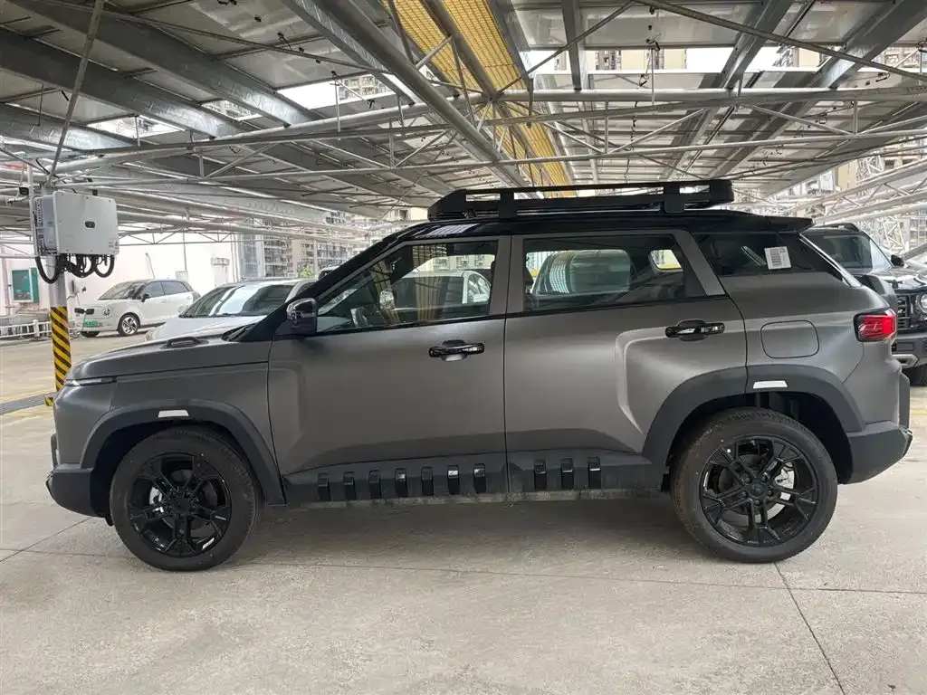 Geely Icon — фото 10