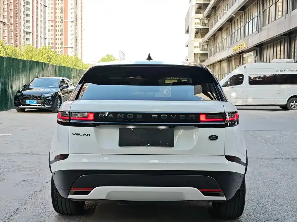 Land Rover Velar — фото 7