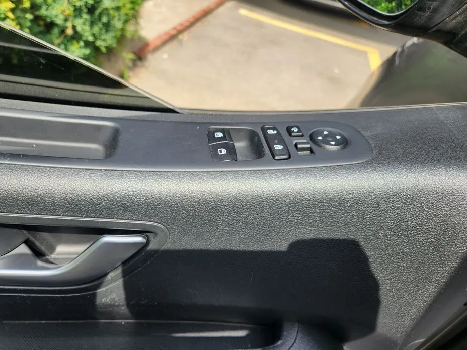 Hyundai Staria — фото 3