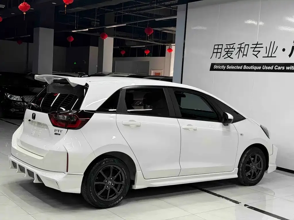 Honda Fit — фото 3