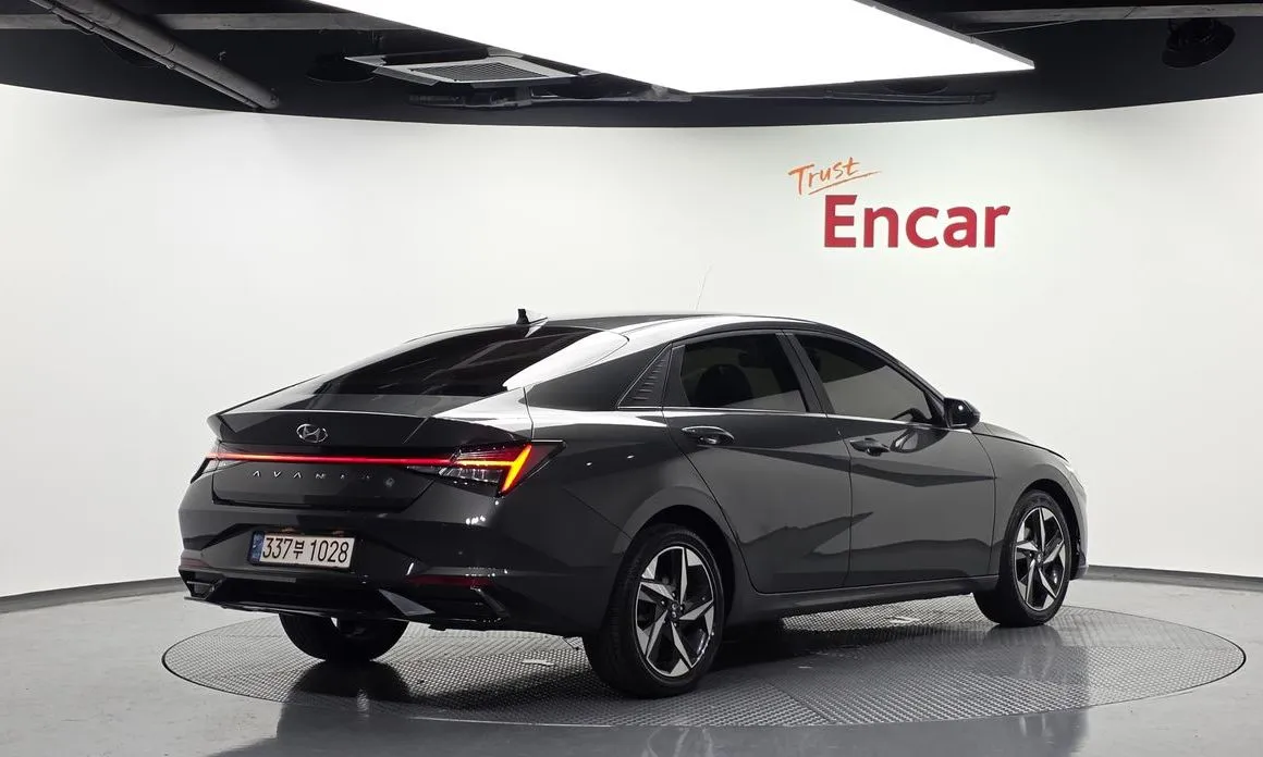 Hyundai AVANTE — фото 3