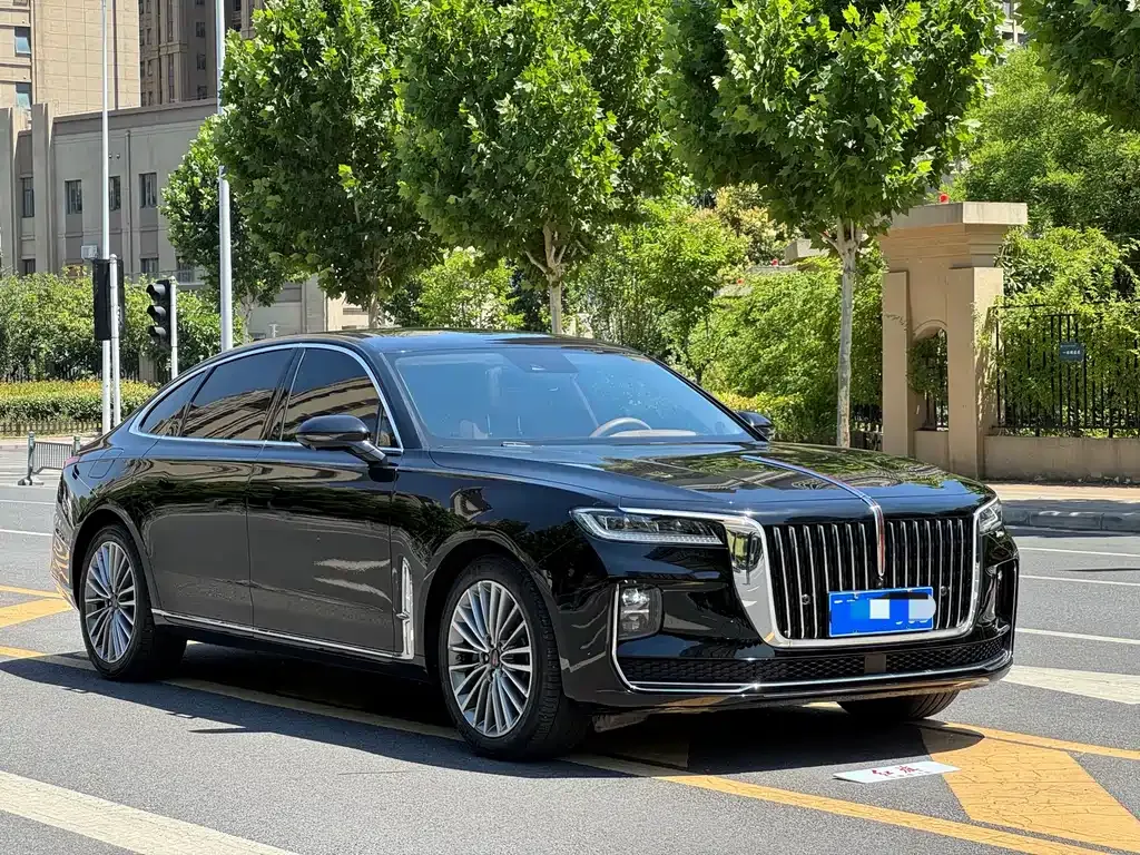 Hongqi H9 — фото 10
