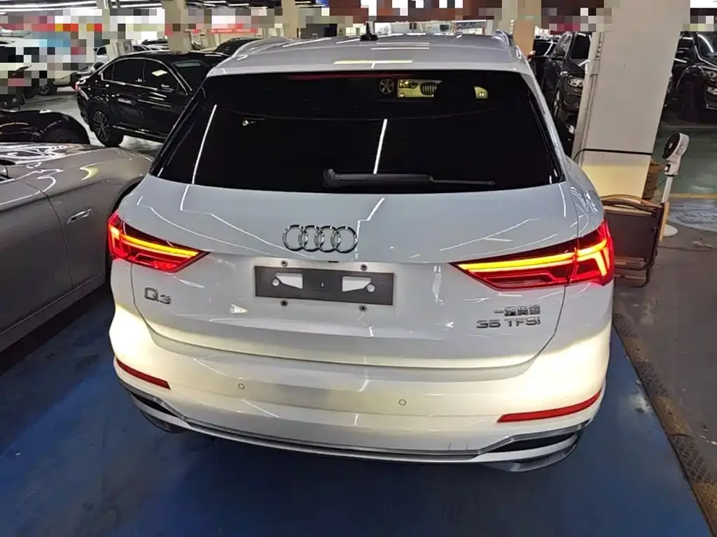 Audi Q3 — фото 3