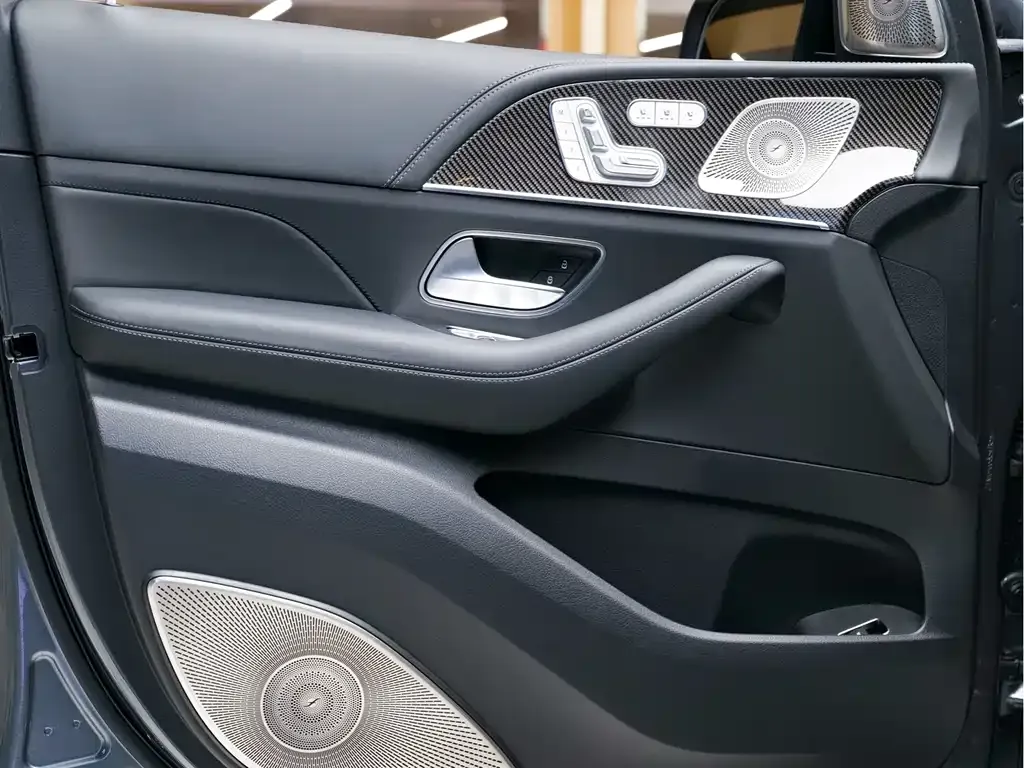 Mercedes-Benz GLS AMG — фото 9
