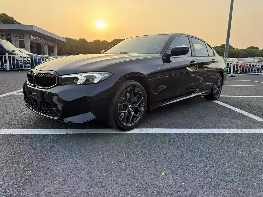 BMW 3 Series — фото 1