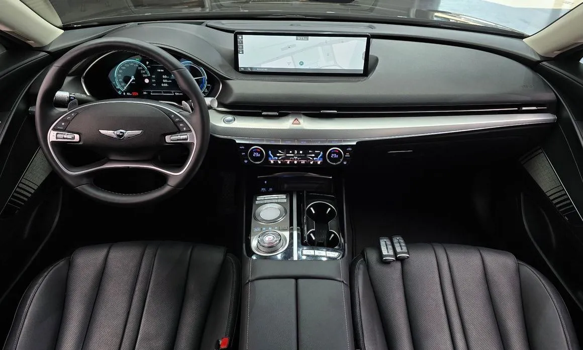 Genesis G80 — фото 9