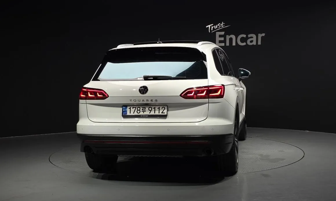 Volkswagen Touareg — фото 4