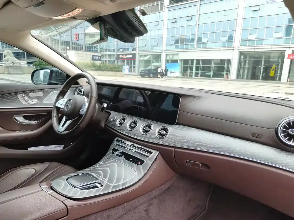 Mercedes-Benz CLS — фото 4