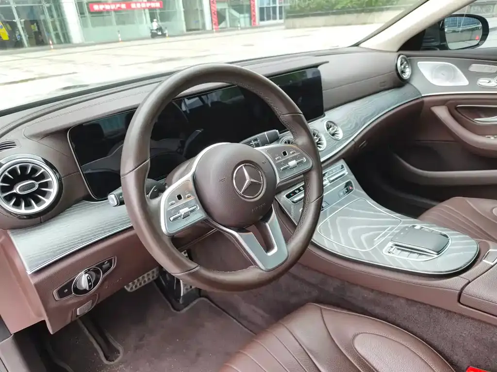 Mercedes-Benz CLS — фото 5