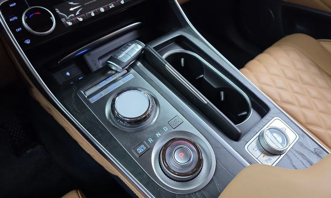 Genesis GV80 — фото 10