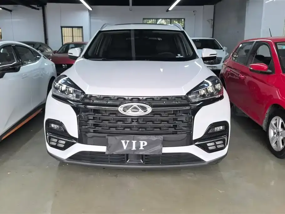 Chery Tiggo 8 — фото 10