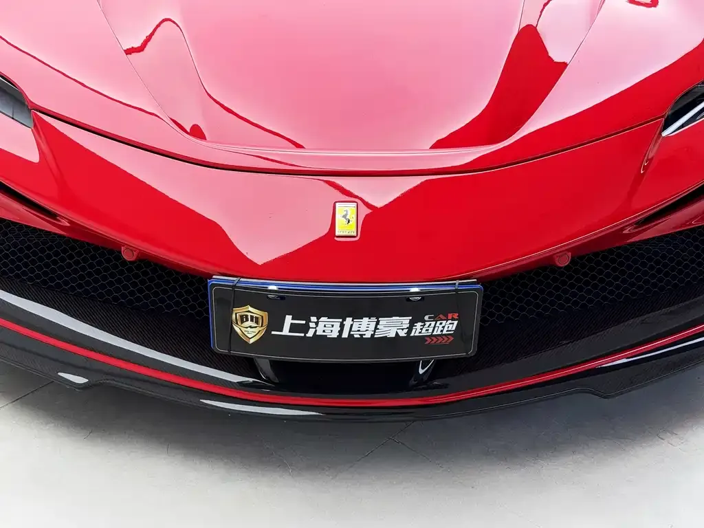 Ferrari SF90 — фото 10