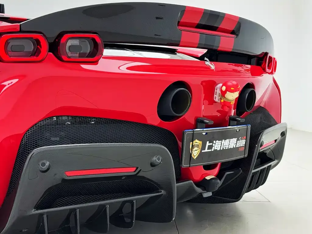 Ferrari SF90 — фото 8