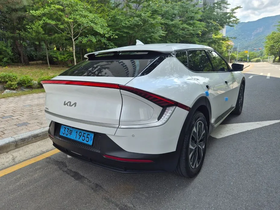 Kia EV6 — фото 8