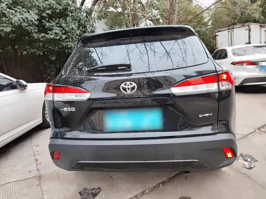 Toyota Corolla Cross — фото 9