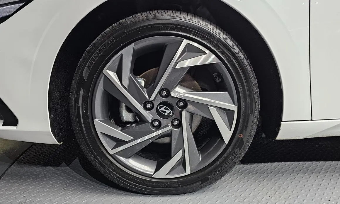 Hyundai AVANTE — фото 7
