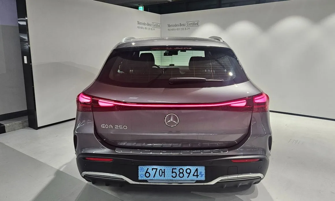 Mercedes-Benz EQA — фото 9