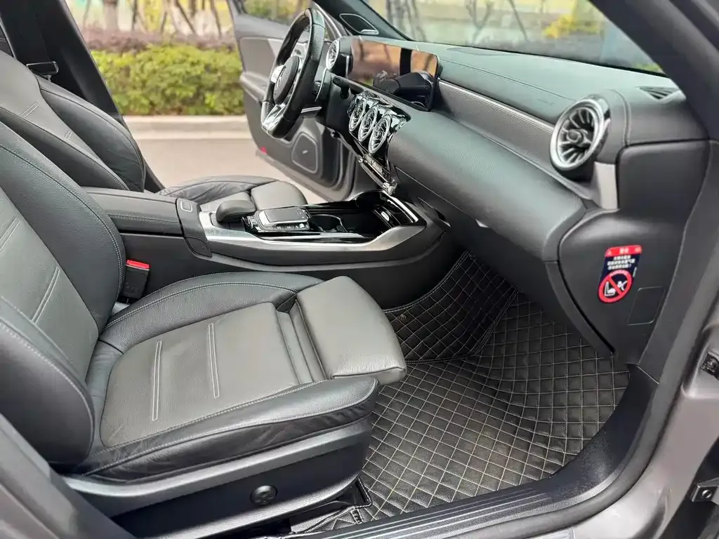 Mercedes-Benz A-Class AMG — фото 7