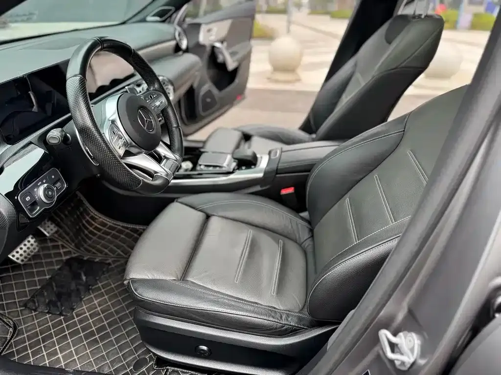 Mercedes-Benz A-Class AMG — фото 6