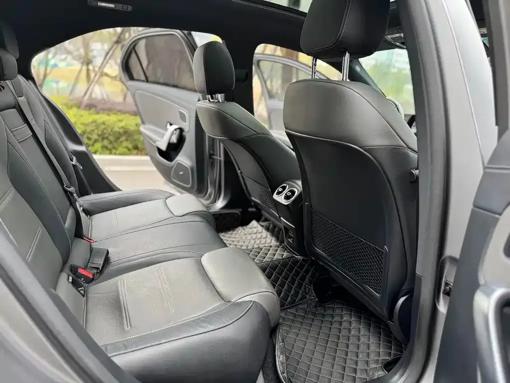Mercedes-Benz A-Class AMG — фото 4
