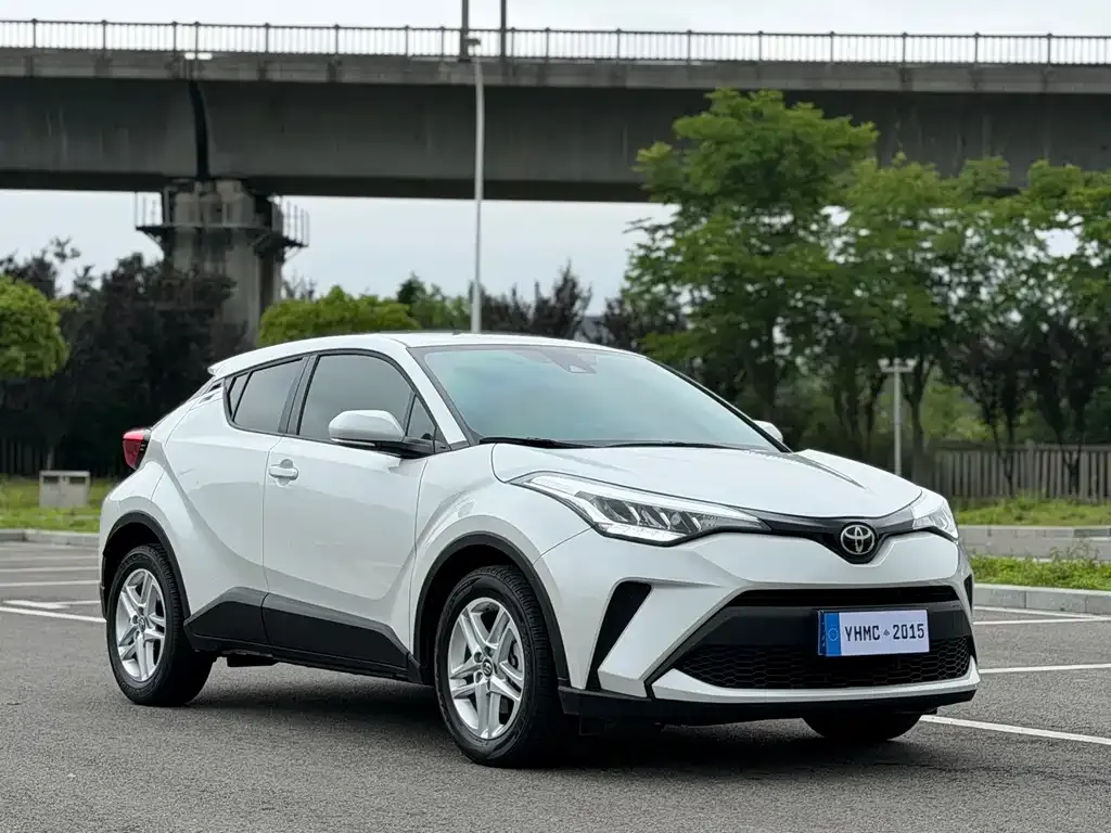 Toyota C-HR — фото 6