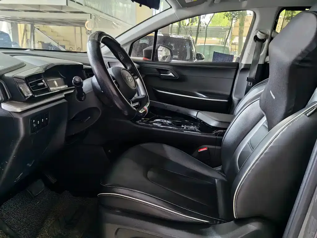 Hyundai Custo — фото 9