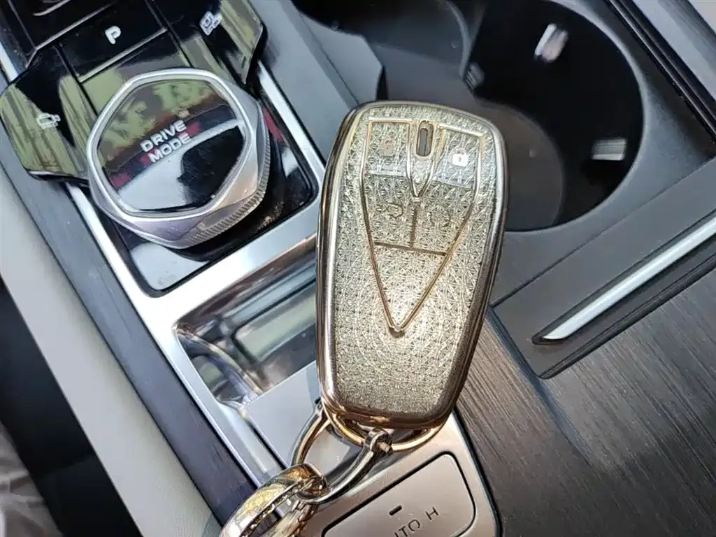 Changan CS75 PLUS — фото 10