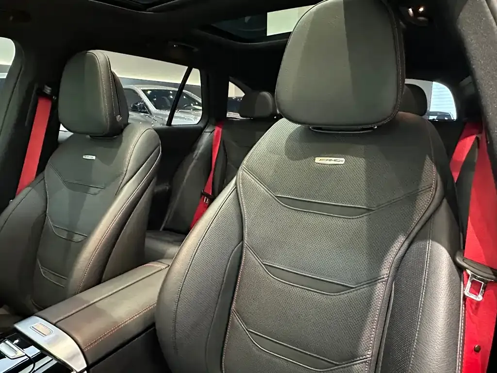 Mercedes-Benz C-Class AMG — фото 8