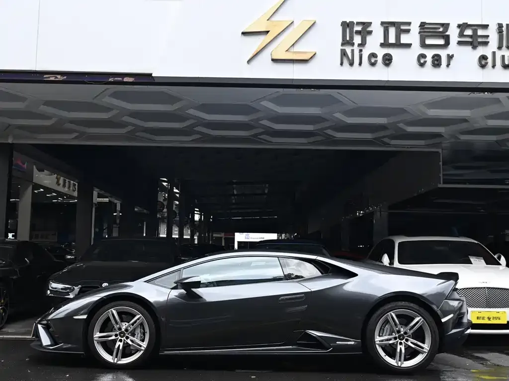 Lamborghini Huracan — фото 5