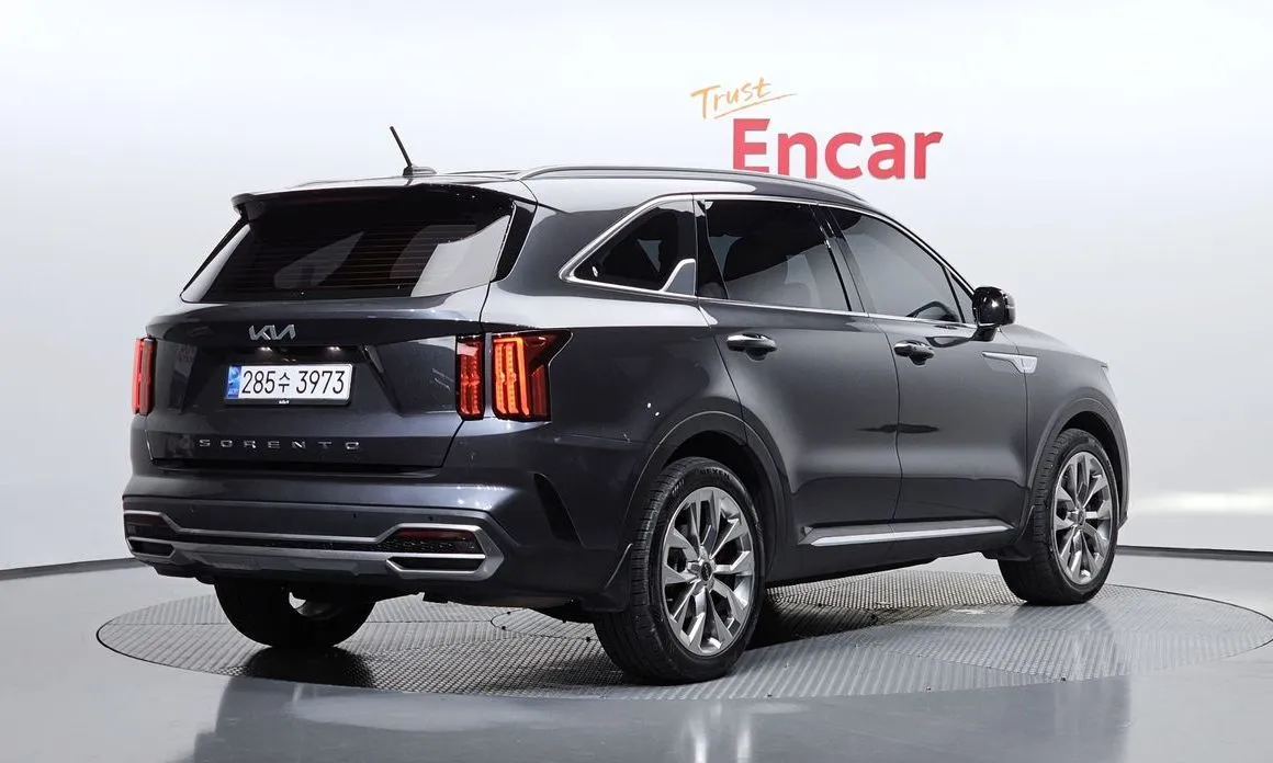 Kia Sorento — фото 5