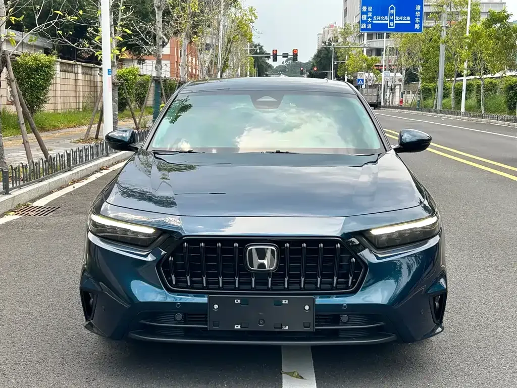 Honda Inspire — фото 8