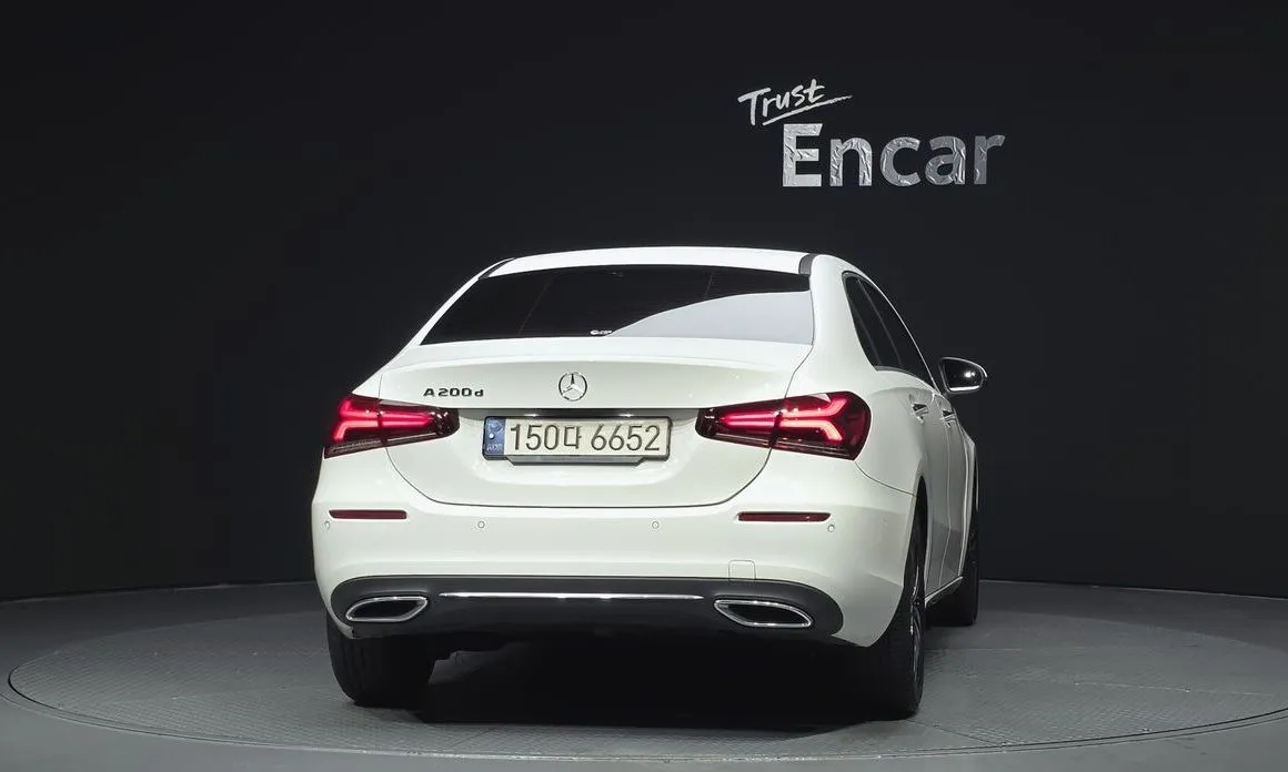 Mercedes-Benz A-Class — фото 9