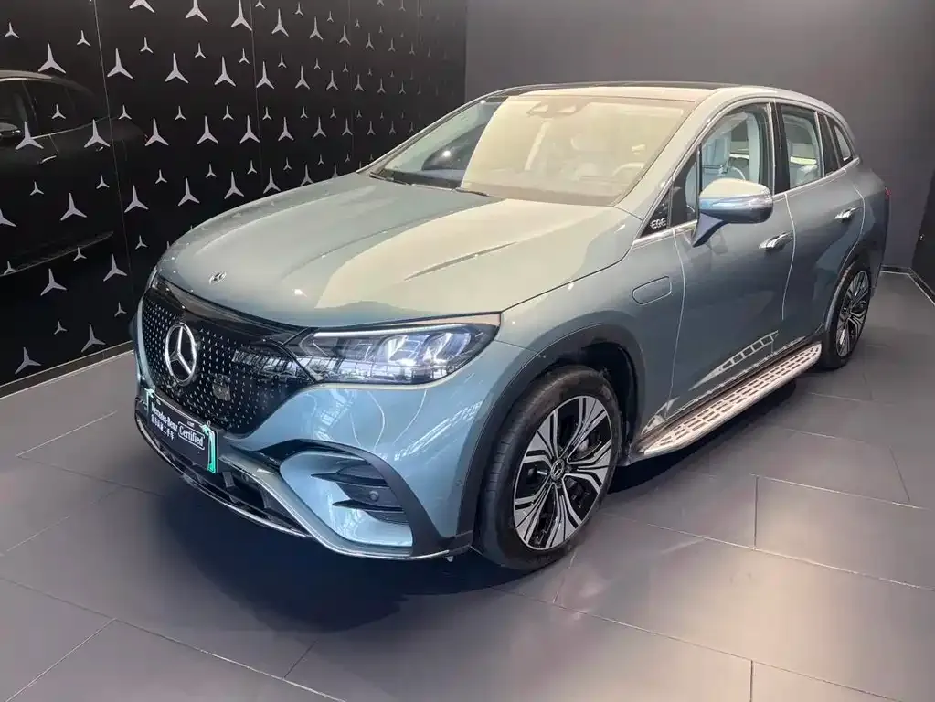 Mercedes-Benz EQE SUV — фото 1