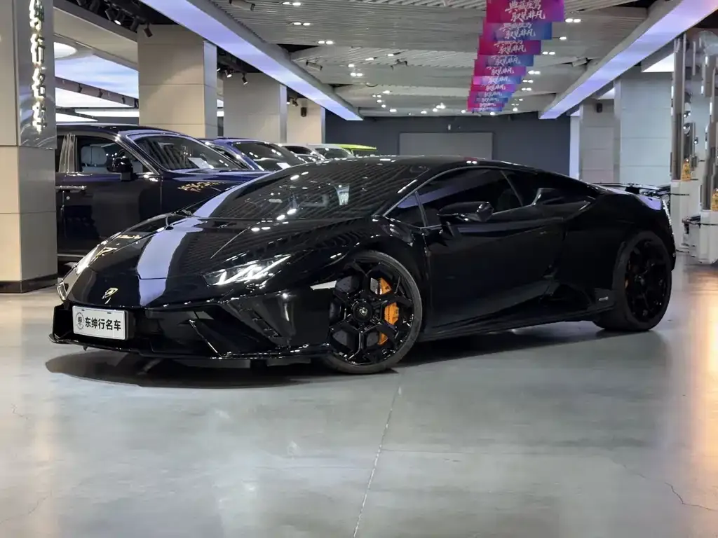 Lamborghini Huracan — фото 1