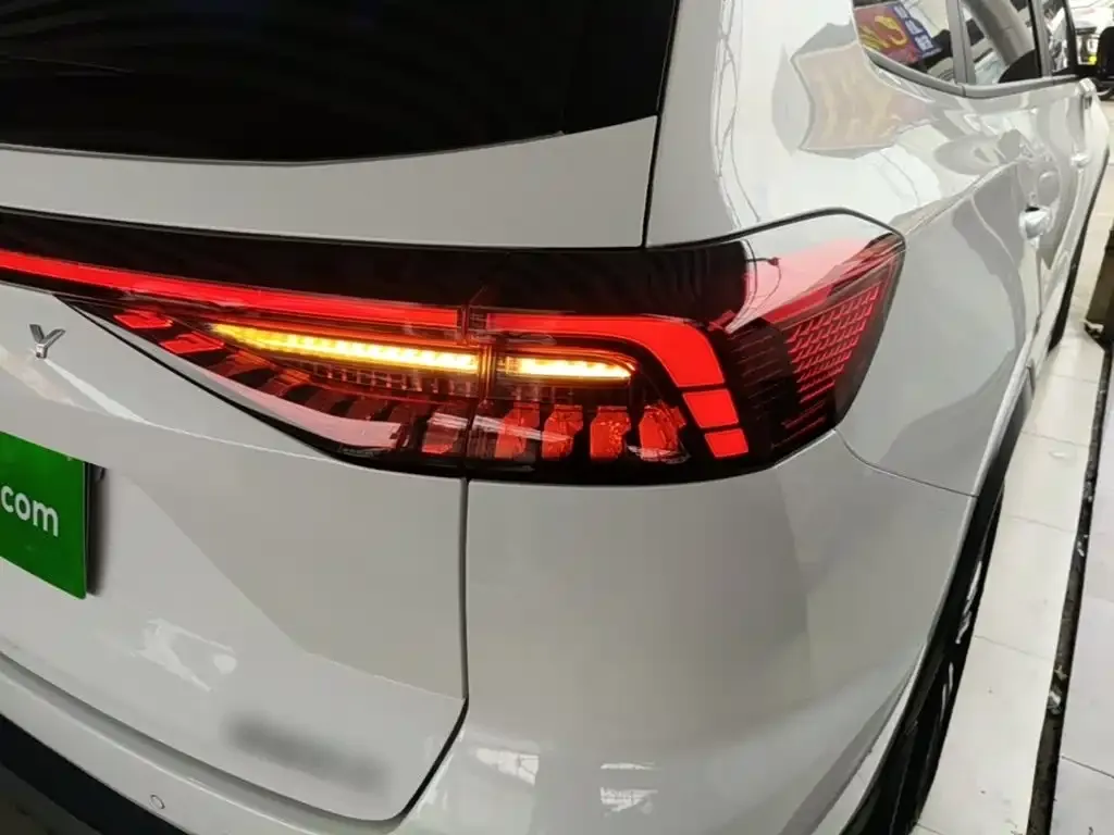 Chery Tiggo 8 PRO — фото 2